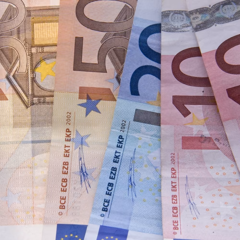 6907480_euro-50